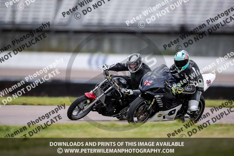 Rockingham no limits trackday;enduro digital images;event digital images;eventdigitalimages;no limits trackdays;peter wileman photography;racing digital images;rockingham raceway northamptonshire;rockingham trackday photographs;trackday digital images;trackday photos